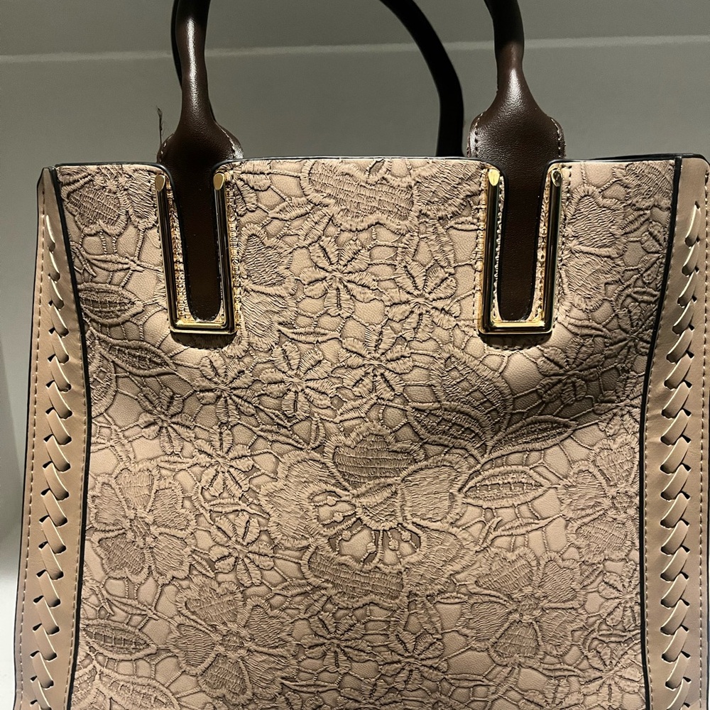Source Unknown Floral Lace Tan Tote